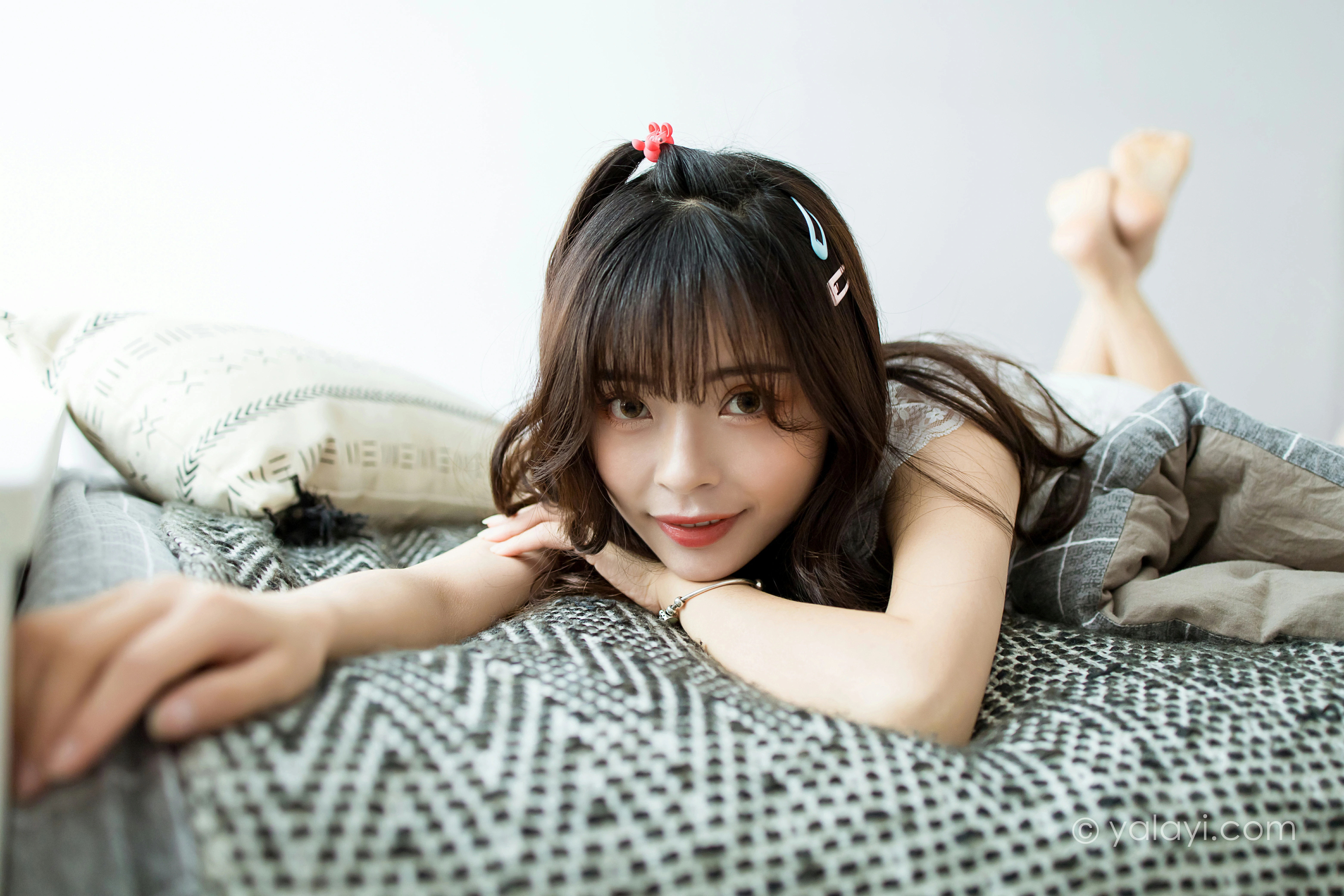 [YALAYI雅拉伊]NO.786 美好时光 程小蝶 白色蕾丝睡衣加短裤性感私房写真集第8张