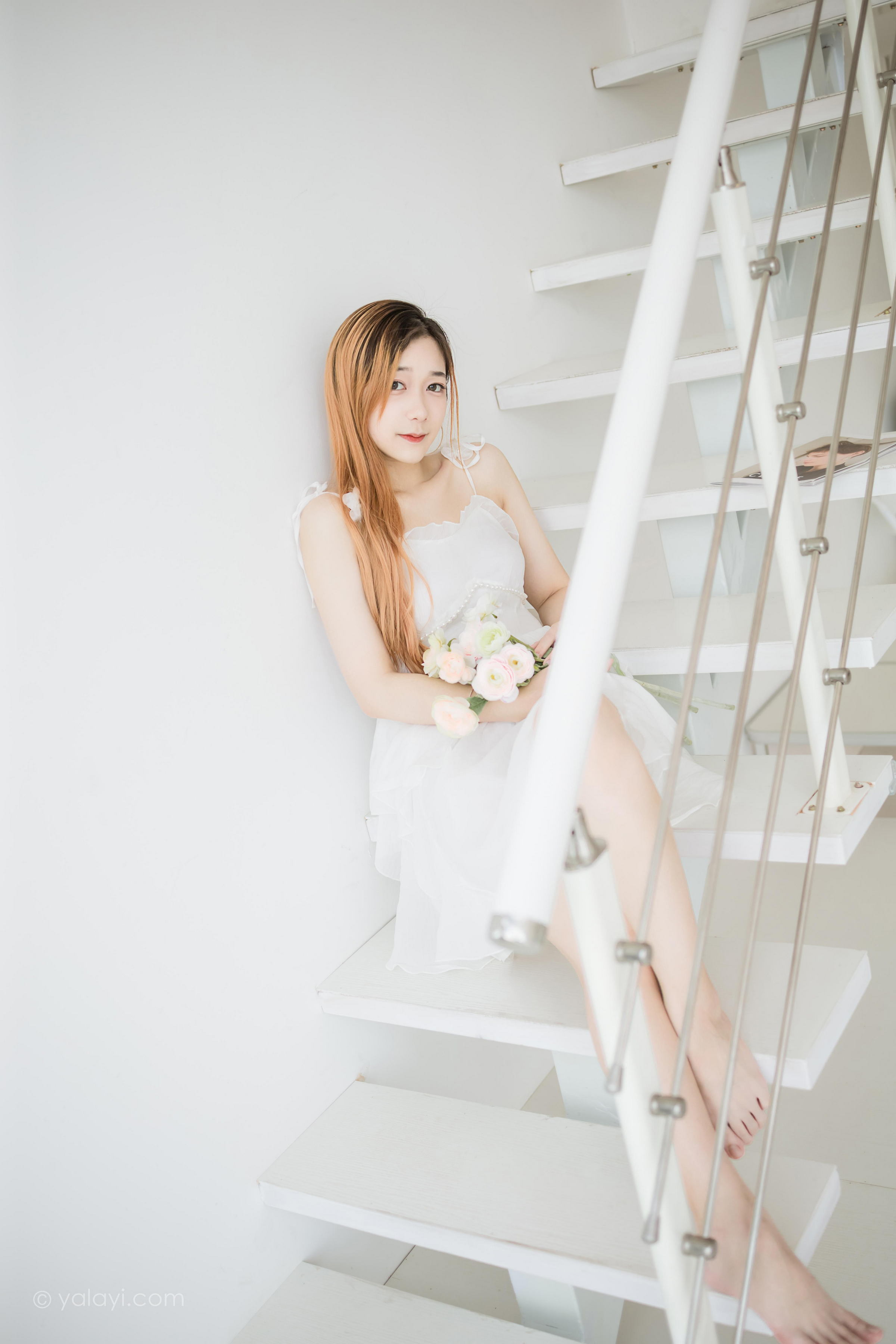 [YALAYI雅拉伊]2022.12.03 白衣丽人 夜夜 白色吊带透视连衣裙居家清纯写真集第10张