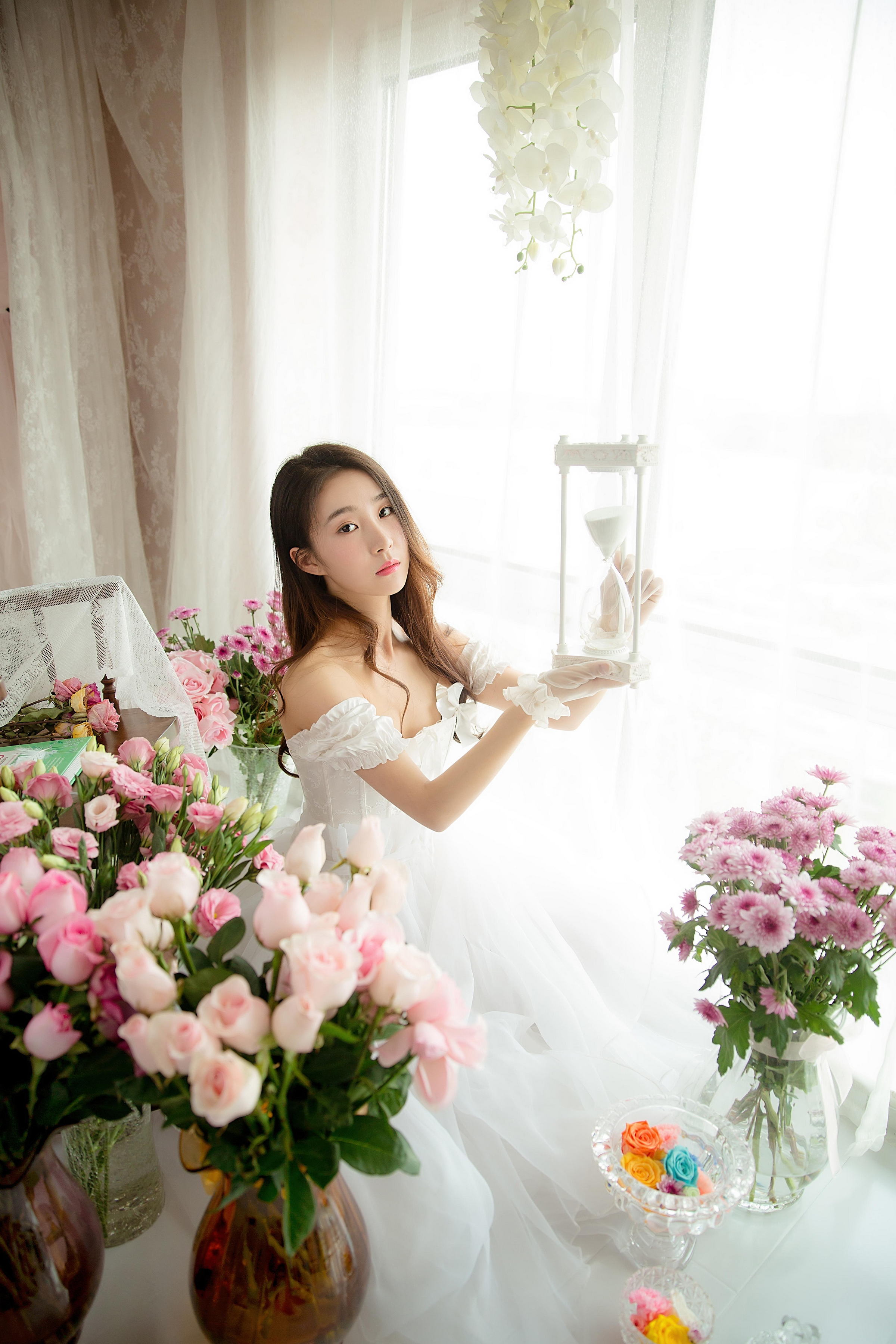 [YALAYI雅拉伊]2022.12.26 如影相随 清纯少女 灰色高中女生制服与白色小背心加安全短裤私房写真集第9张