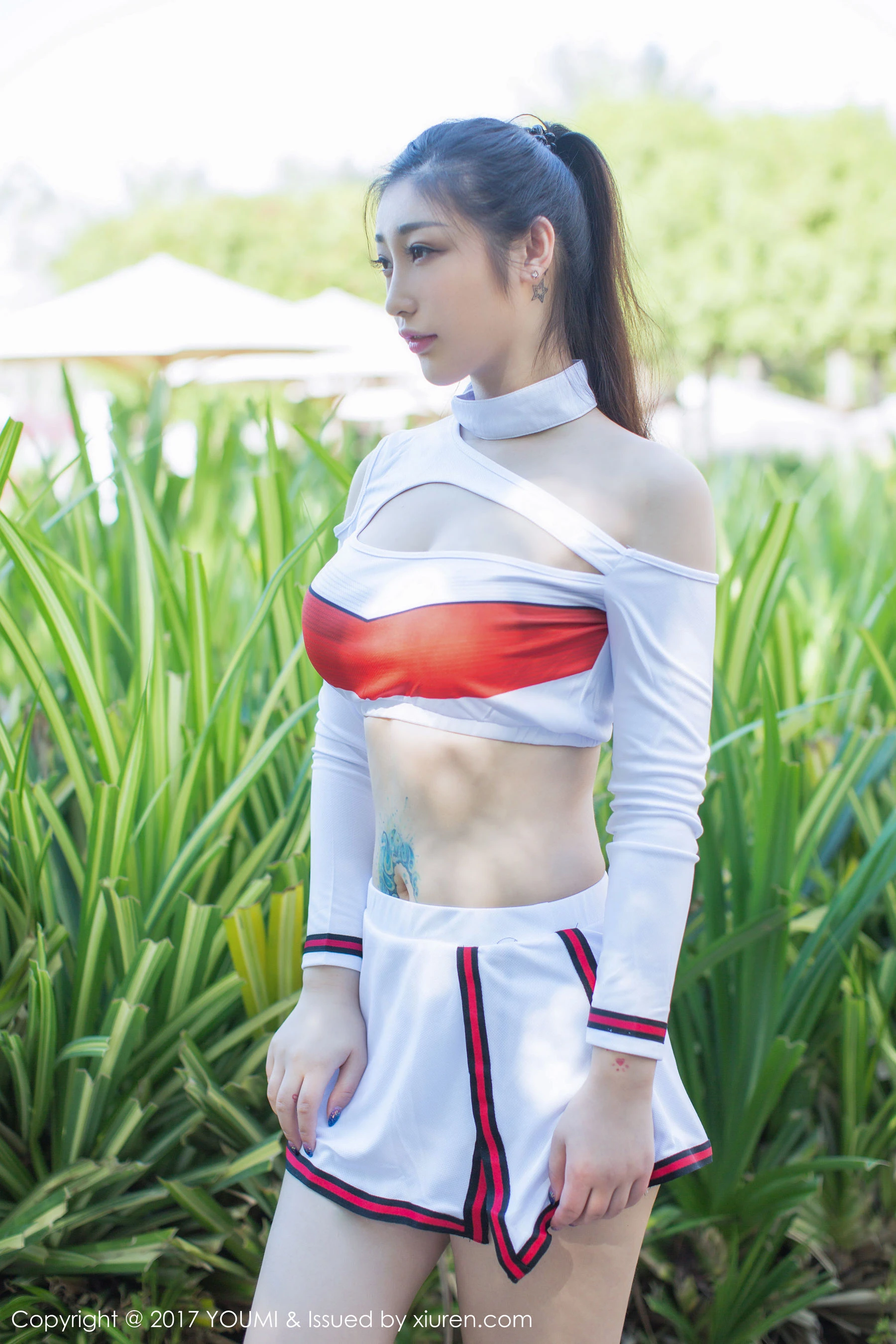 妲己_Toxic《制服+真空金属链》 尤蜜荟 VOL.090第1张