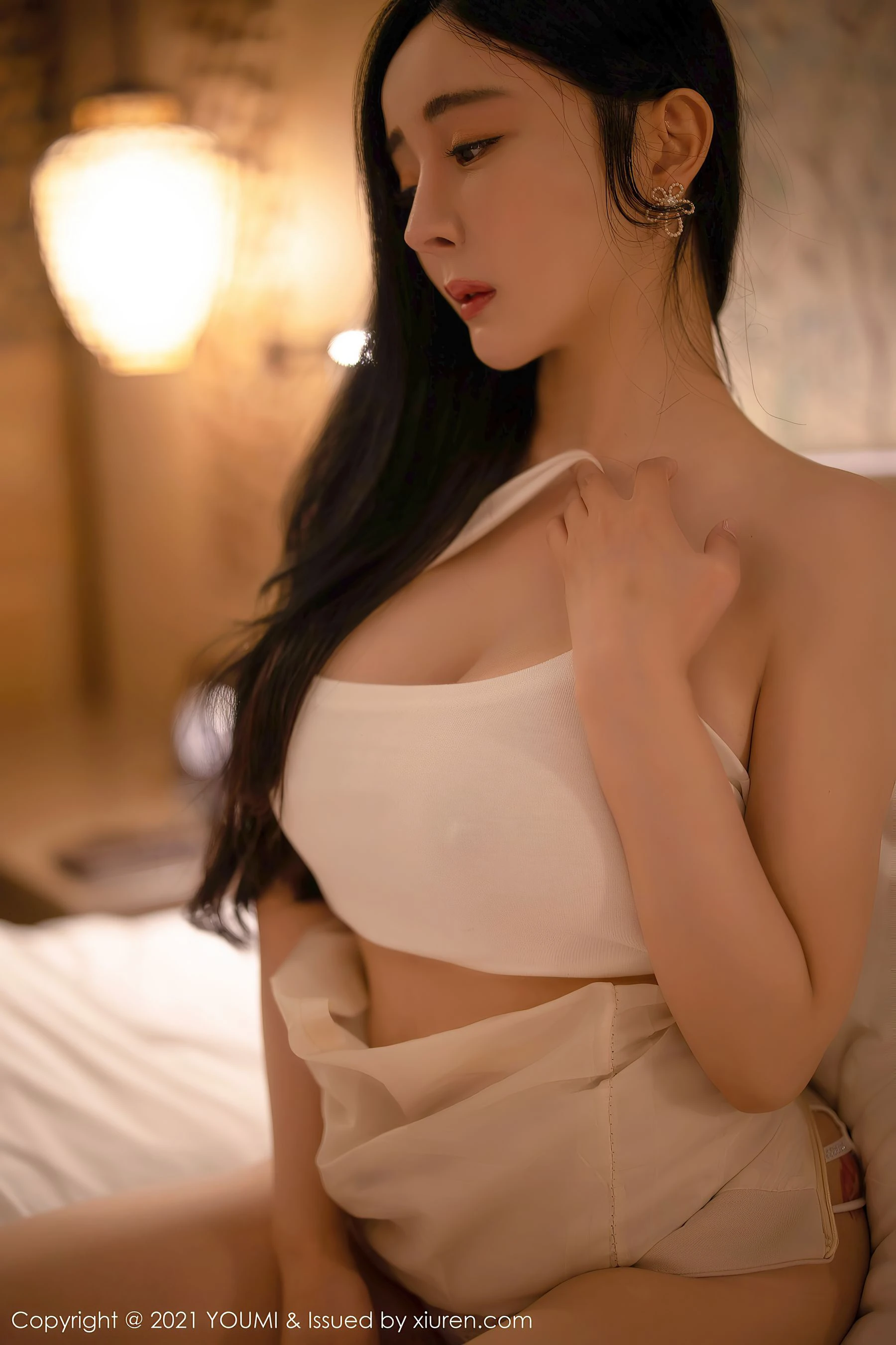 尤蜜荟YouMi Vol.695 允爾第7张