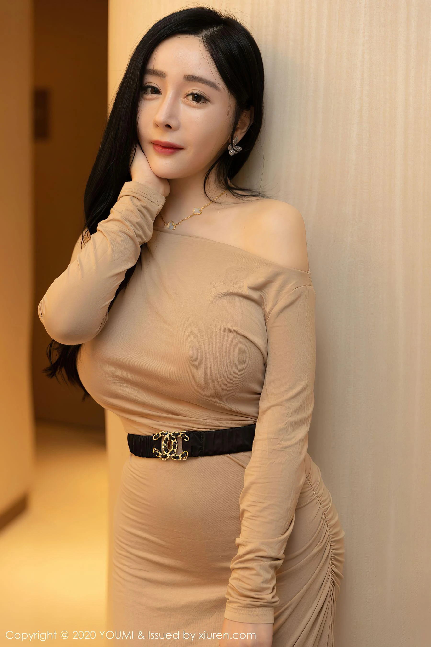  尤蜜荟YouMi Vol.553 允爾第4张