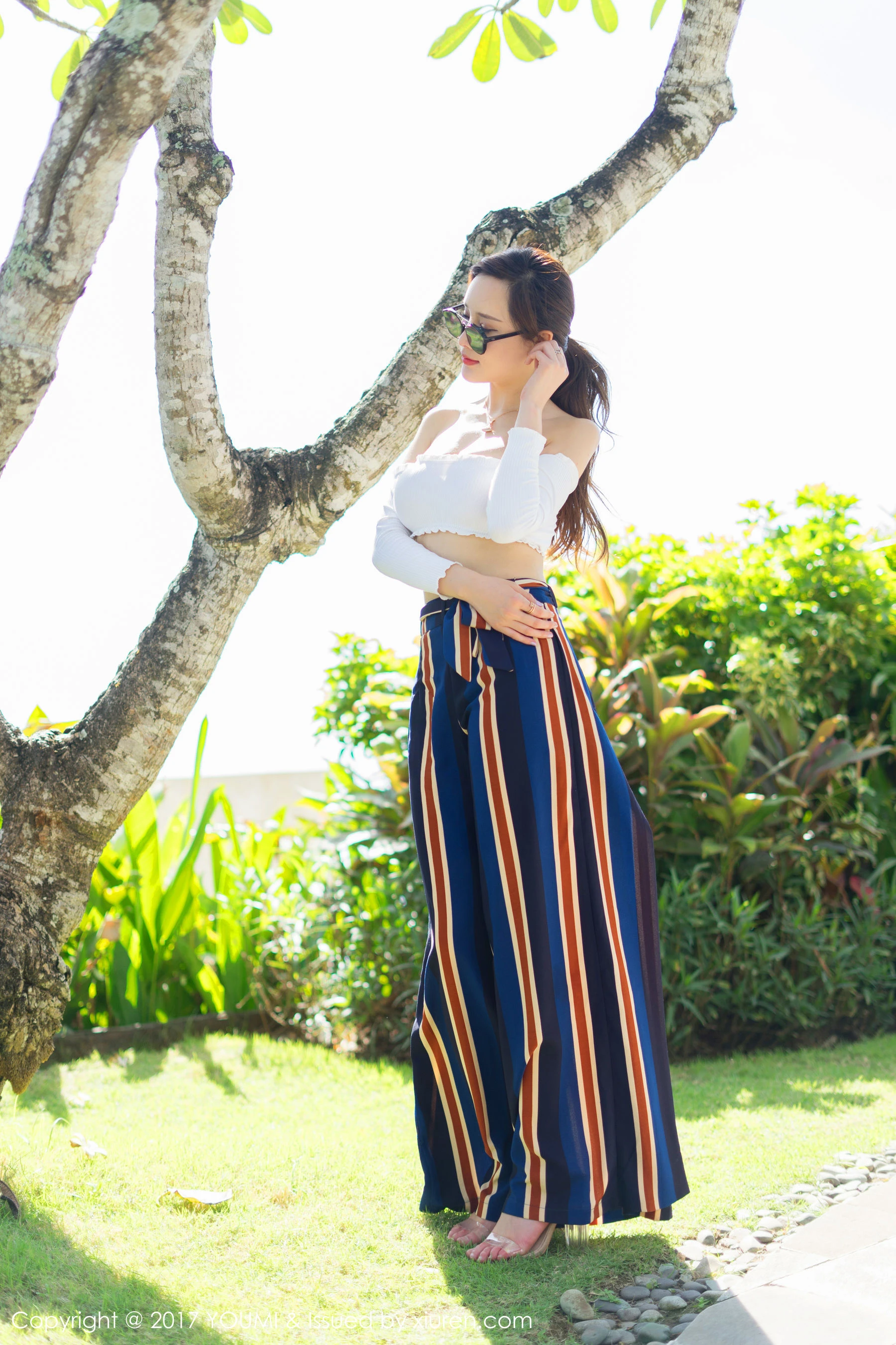  土肥圆矮挫穷《透视蕾丝+情趣内衣~》 尤蜜荟YouMi Vol.043第9张