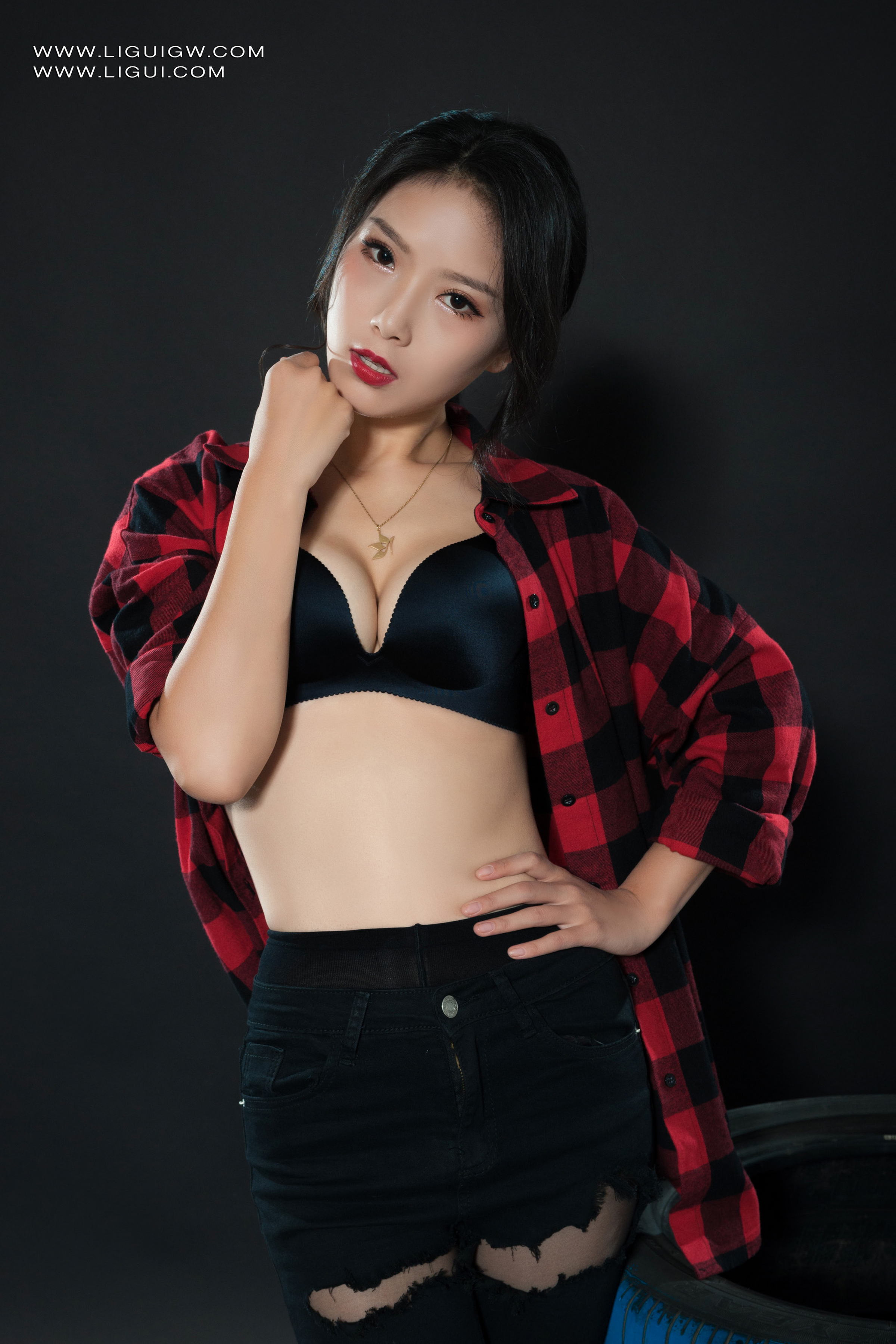 [Ligui丽柜] 2025.11.03《红与黑的激情碰撞》维拉 Weila第4张